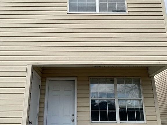 2nd image of 1829 Remer Ln