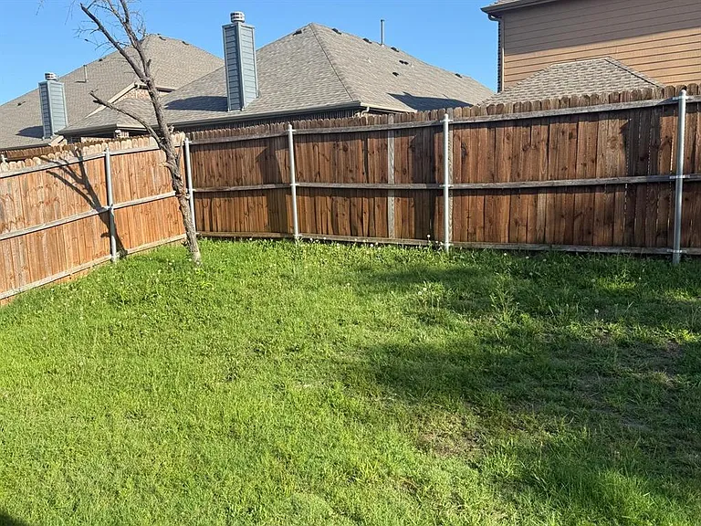 15917 Langsdale St — Photo 18