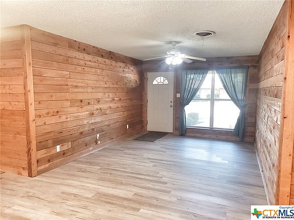 3rd image of 1604 Sun Valley Ave