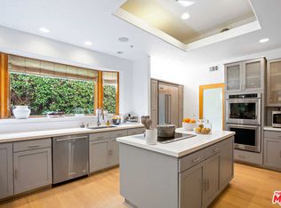 938 Galloway St, Pacific Palisades, CA 90272
