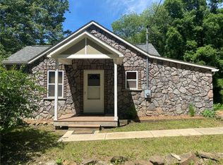 1183 Gravel Bar Rd, Vandergrift, PA 15690