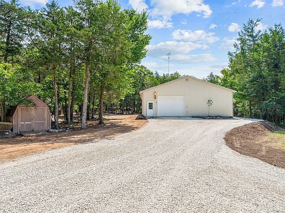 2nd image of 330 Hendrickson School Road