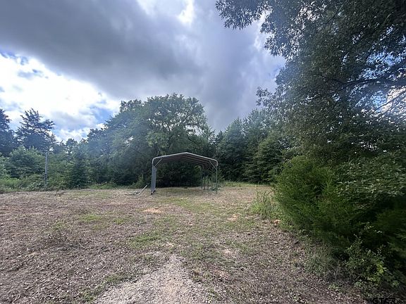 4th image of 664 County Road 2312