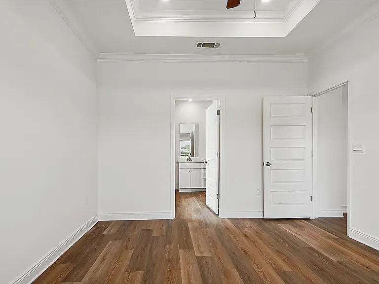 107 Holley Grove Ln — Photo 10