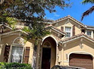 15331 SW 9th Way, Miami, FL 33194