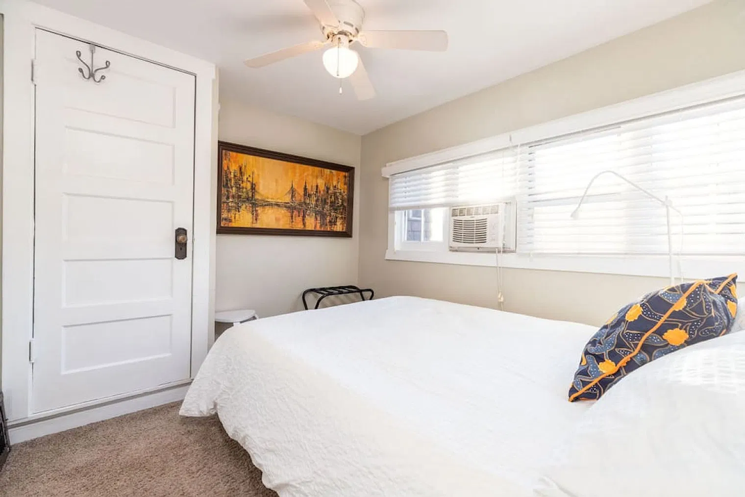 1 bed, 1.0 bath, 914 sqft, $2,398 — Photo 4