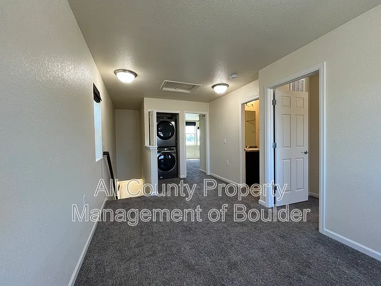 1208 Hummingbird Cir — Photo 10