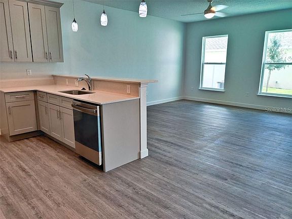 5th image of 1616 Cumbie Ave