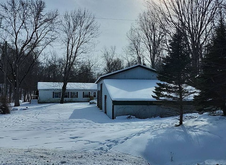 1st image of 2299 Lyle Rd