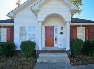203 Clydesdale Ln, Springfield, TN 37172