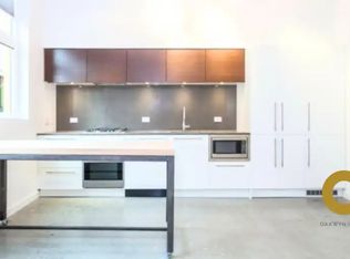 150 Cordova St E #208, Vancouver, BC V6A0E7