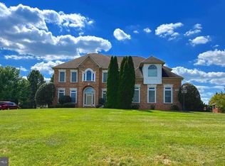 11018 Shalom Ln, Hagerstown, MD 21742