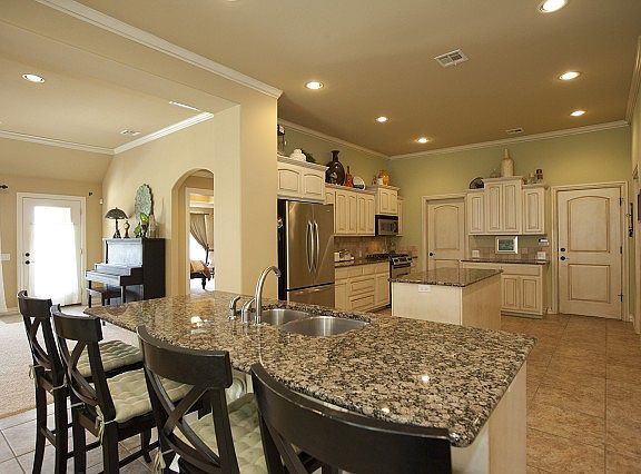 Beautiful Granite Kitchen