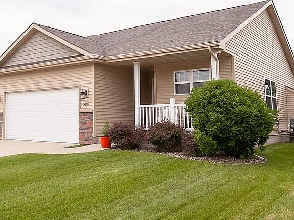 2nd image of 9696 Red Sunset Ct