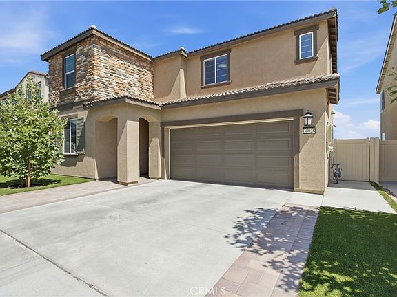 2nd image of 30028 Arroyo Springs St