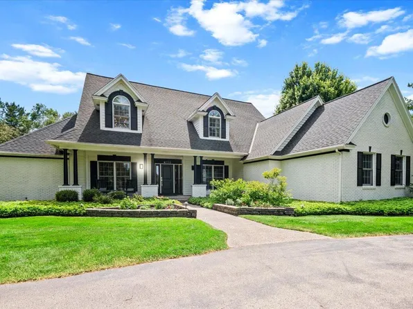 4150 Mont Katnich Ct NE, Grand Rapids, MI 49525