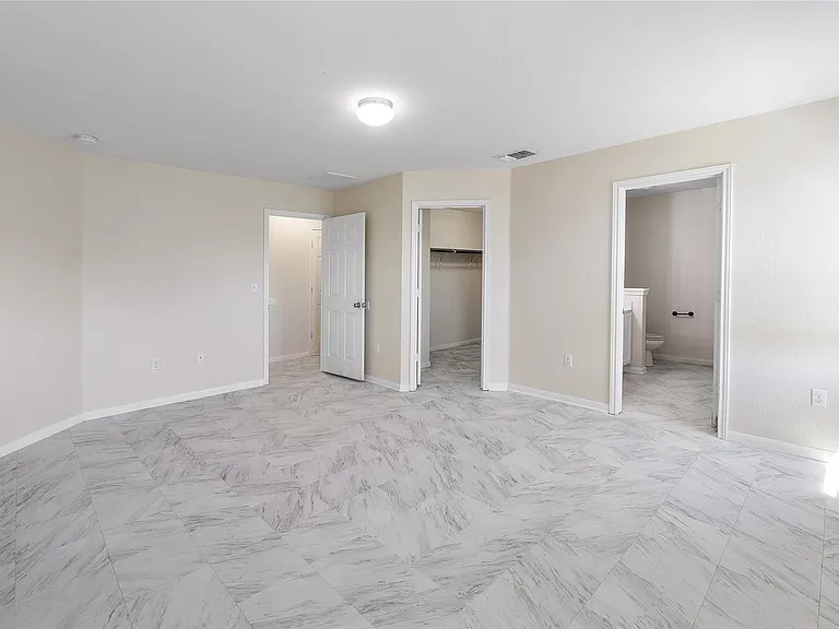 18436 Weatherby Ln — Photo 9
