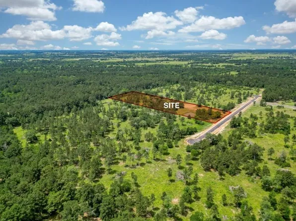 31879 Boone Rd, Waller, TX 77484