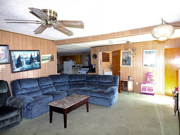 5th image of 943 Grosscup Blvd