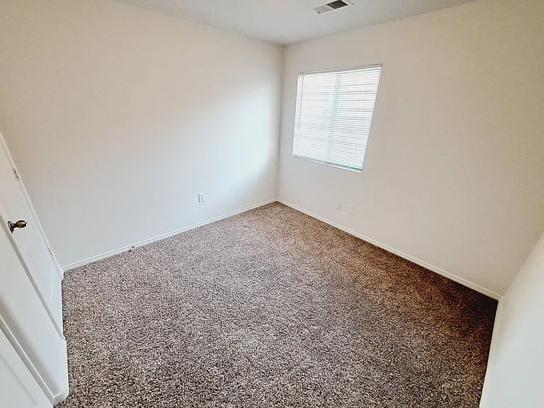 2811 Desert Sage Ave SW — Photo 30