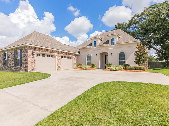 4th image of 200 Meadowland Dr