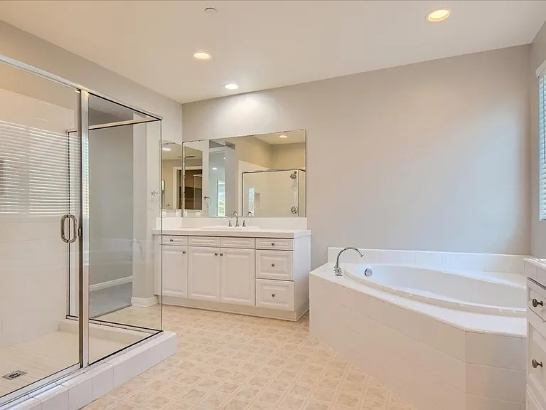 17246 Ralphs Ranch Rd — Photo 24