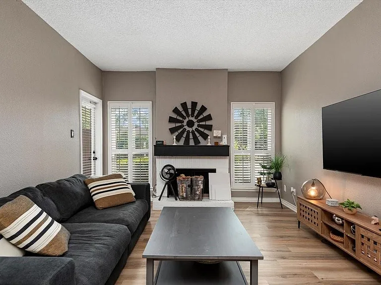 10047 Westpark Dr #33 — Photo 9