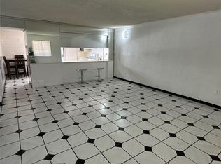 2190 W 60th St APT 21101, Hialeah, FL 33016