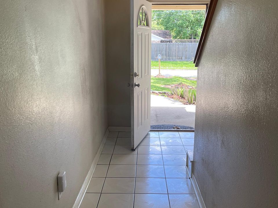 1st image of 2524 Avenue D #A