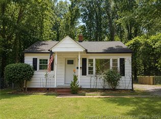 210 Brookwood Ave, Fayetteville, NC 28301