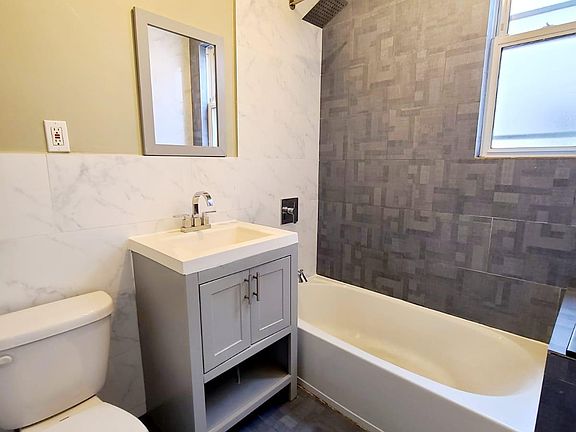 3rd image of 645 E 222nd St #2E