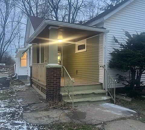 2nd image of 9607 Gaylord Ave
