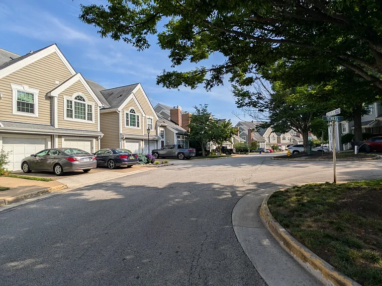 332 Overlook Dr — Photo 10