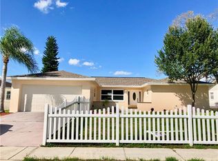 1202 Londonwood St, Brandon, FL 33510