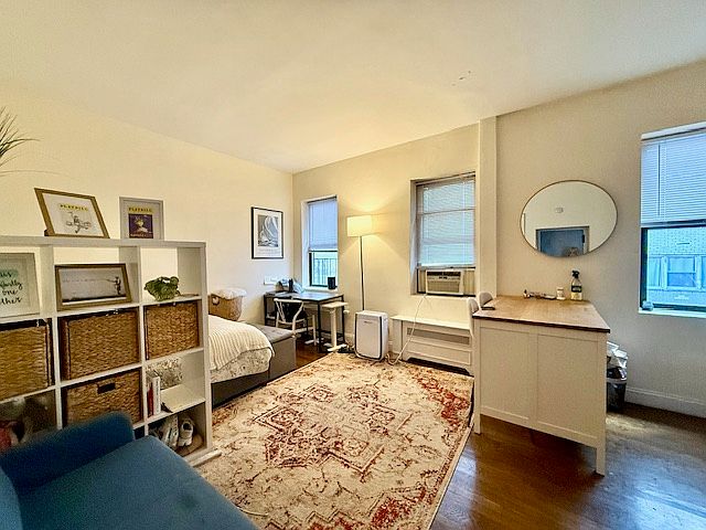 1st image of 152 E 35th St APT 5F