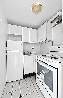 4th image of 235 W 102nd St APT 15B