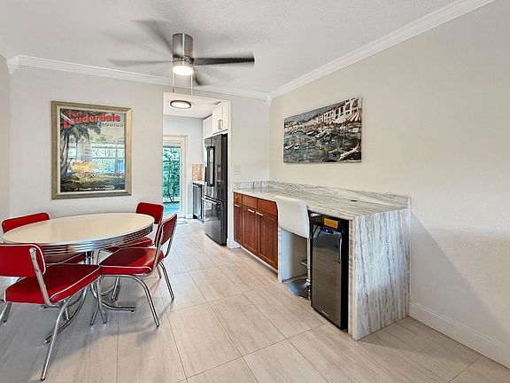 4th image of 2607 NE 8th Avenue #53