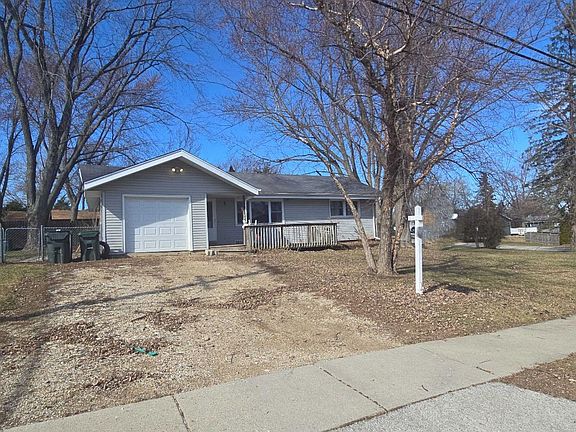 2nd image of 200 S Beck Rd