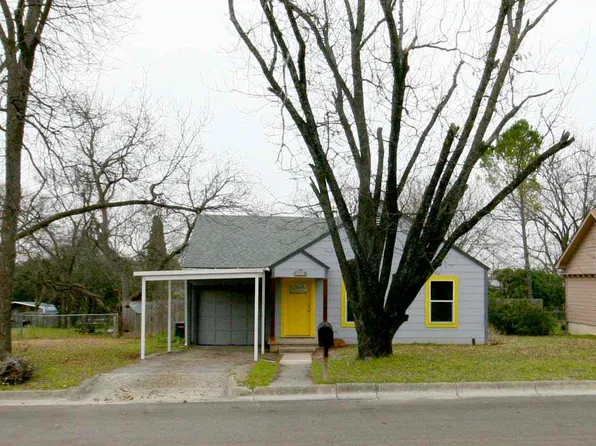 203 N Arnold St, Lampasas, TX 76550