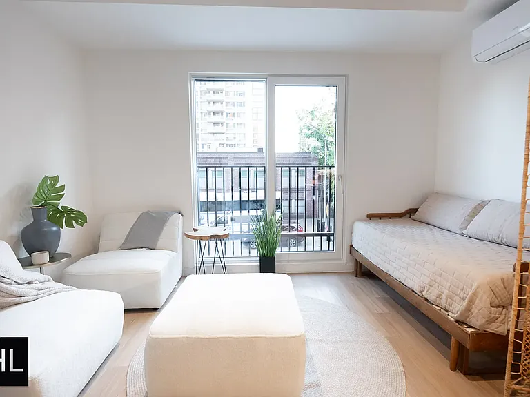 931 Carroll St #C204C — Photo 1