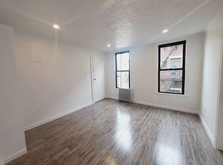 107 Berry St #3B, Brooklyn, NY 11249