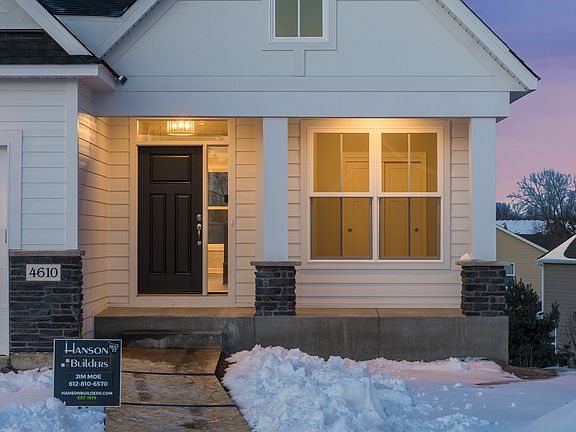 4th image of 4610 Zircon Ln N