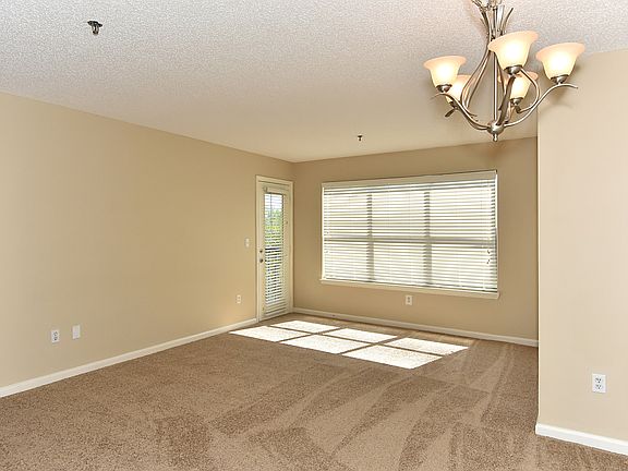 4th image of 11901 4th St N APT 1107