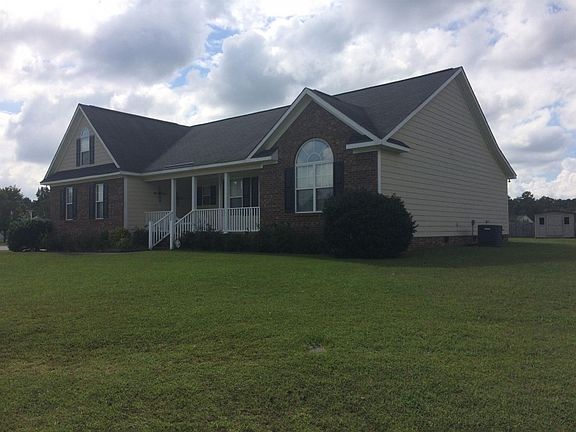 3rd image of 205 Lebeau Dr