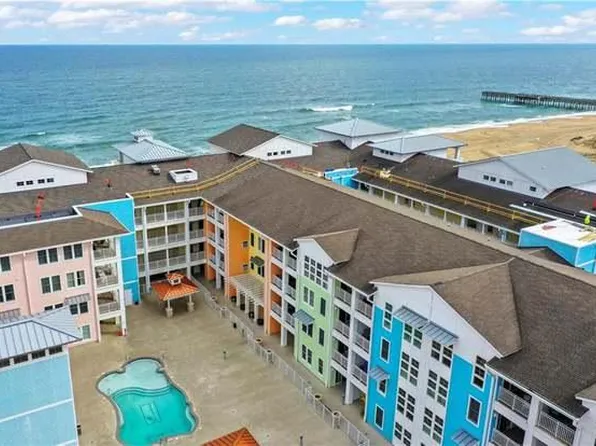 3738 Sandpiper Rd, Virginia Beach, VA