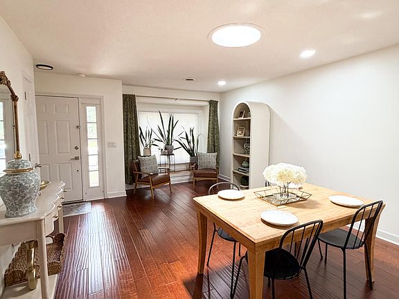 4th image of 8739 Wimbledon Dr #7