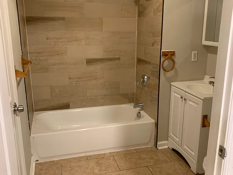 63 Park Ave #211 — Photo 4
