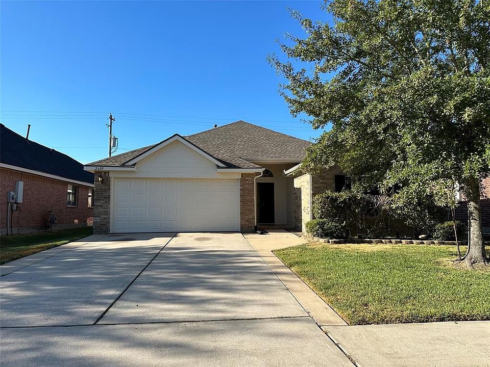 1st image of 2609 Horseshoe Bnd