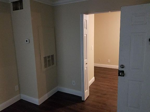 2nd image of 8765 NW 39th St