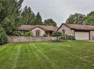 35 Tobey Brk, Pittsford, NY 14534